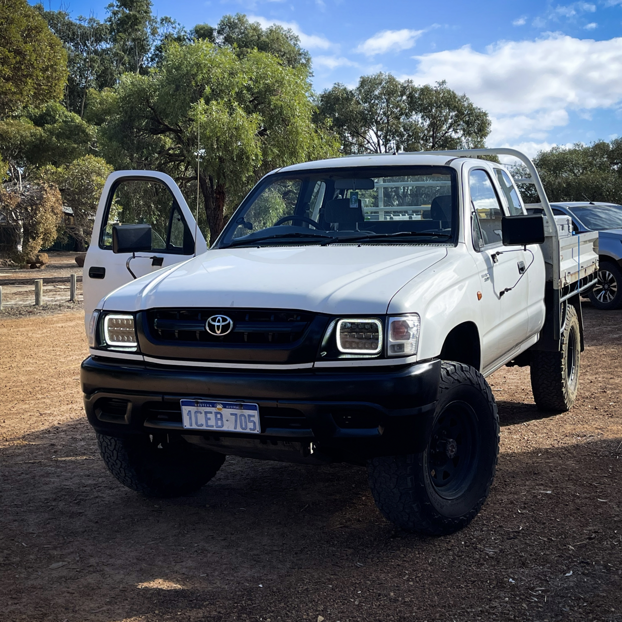 LN hilux headlights
